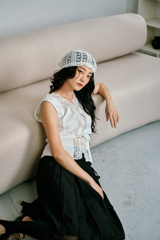 綁帶緞面蕾絲背心