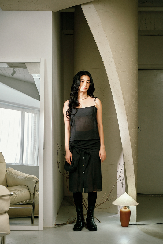 造型開釦短裙(黑)