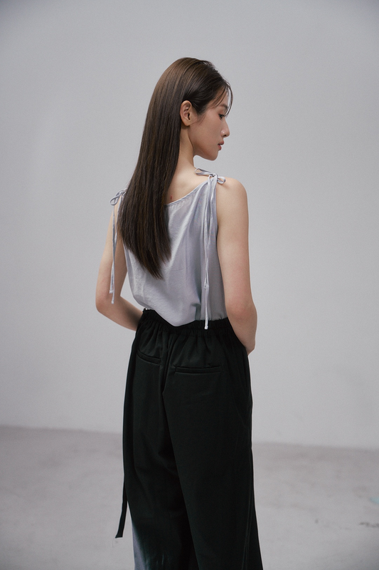 清透細肩帶背心(淺藍)