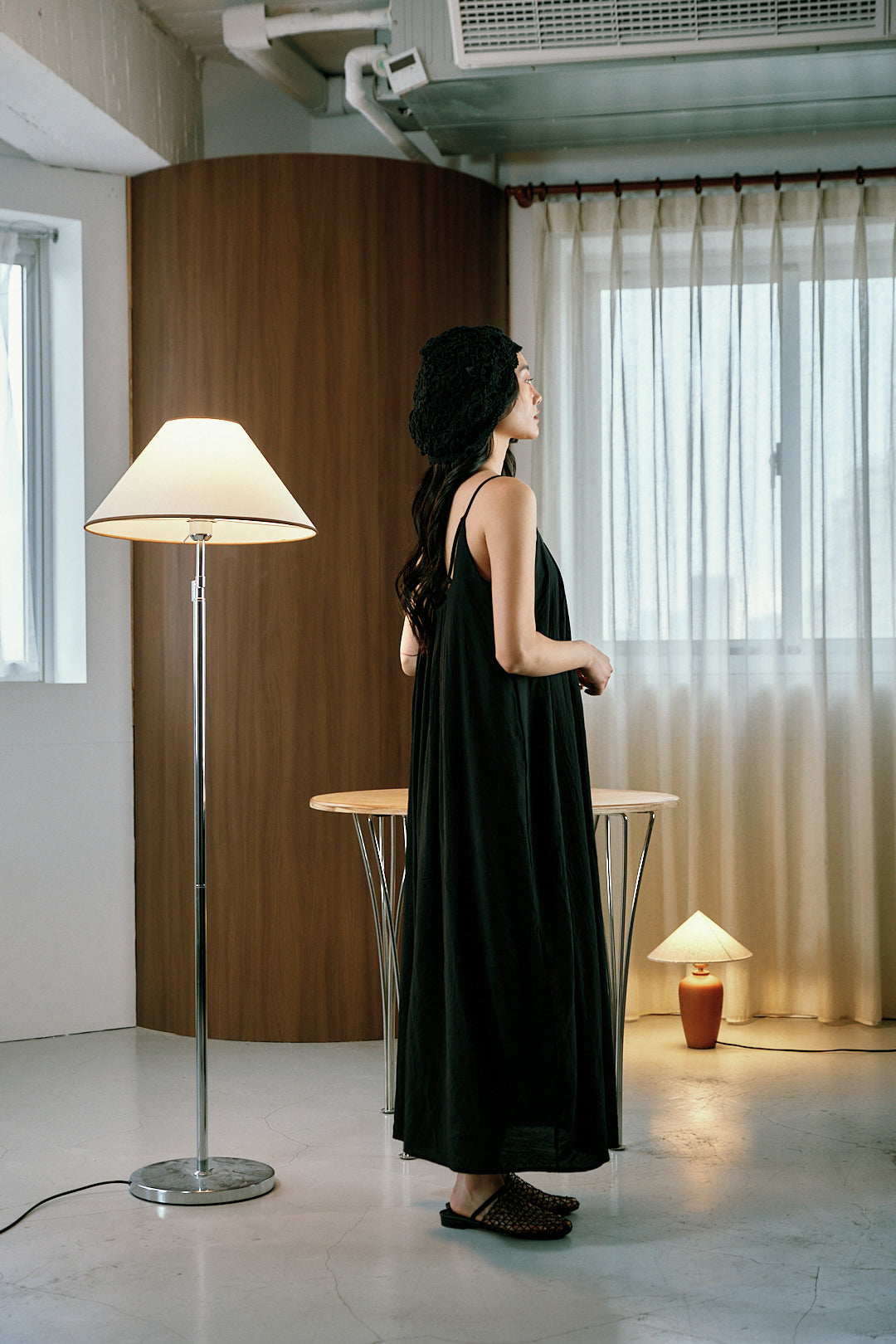 垂墜掛脖長洋裝(黑)